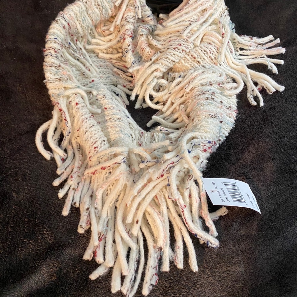 Infinity Scarf - Picture 2 of 4